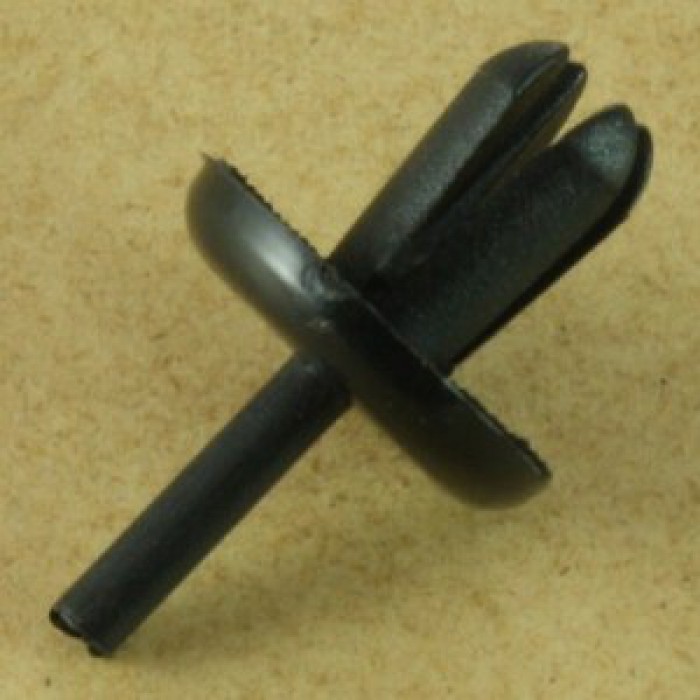 AFU1075-Rivet-Eyebrow-Moulding | Landroverparts.it